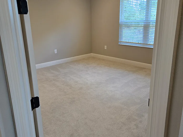 10105 Lake Wales Cir — Photo 10