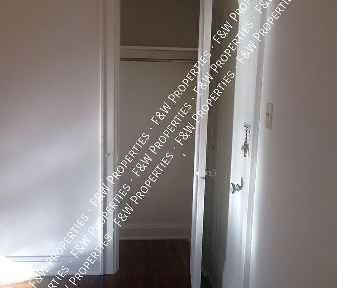 1544 E Broad St #305 — Photo 7