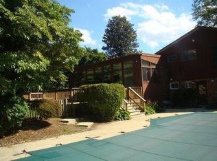 6535 Elgin Ln, Bethesda, MD 20817