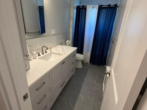 60 Warren Ave #2, Hyde Park, MA 02136