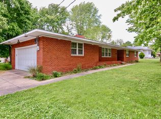 400 Pleasant Dr, Monett, MO 65708