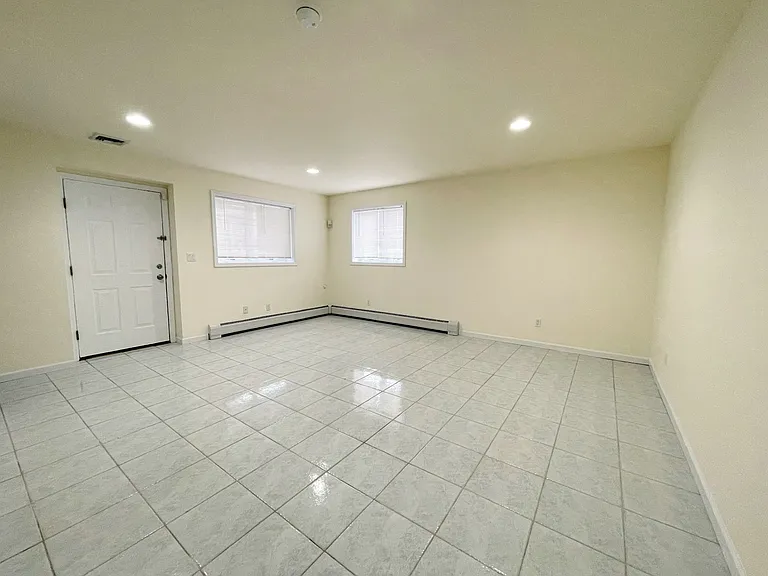 332 E Columbia Ave #A — Photo 22