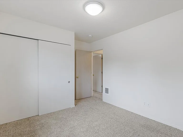 Cedar Grove Apartments — Photo 16