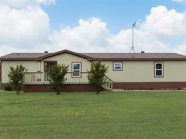 3390 Meadow Dr, Caddo Mills, TX 75135