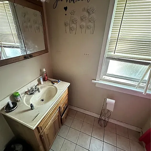 16512 Burnside Ave #1 — Photo 4