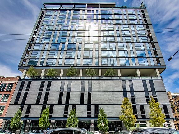 2nd image of 400 W Huron St Unit 703