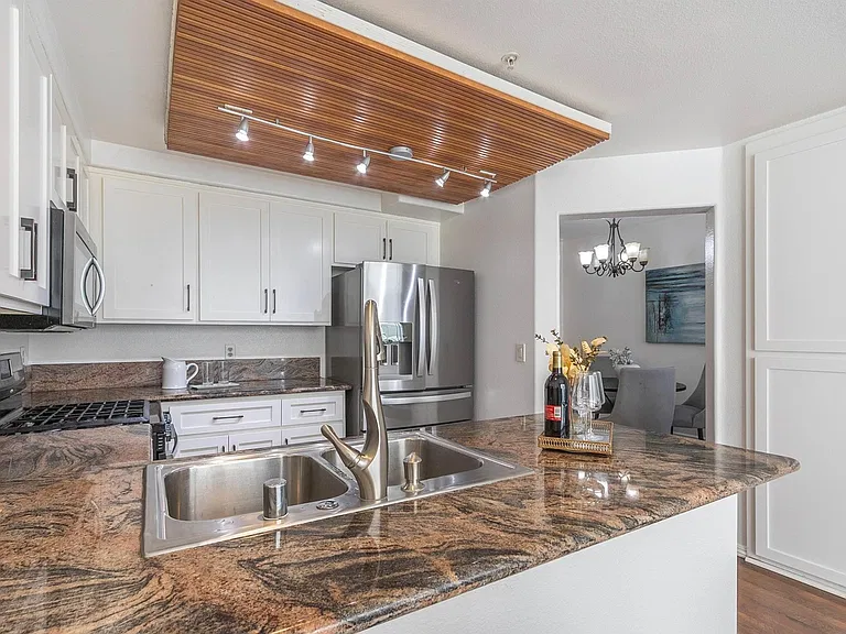 441 Camille Cir #12 — Photo 24