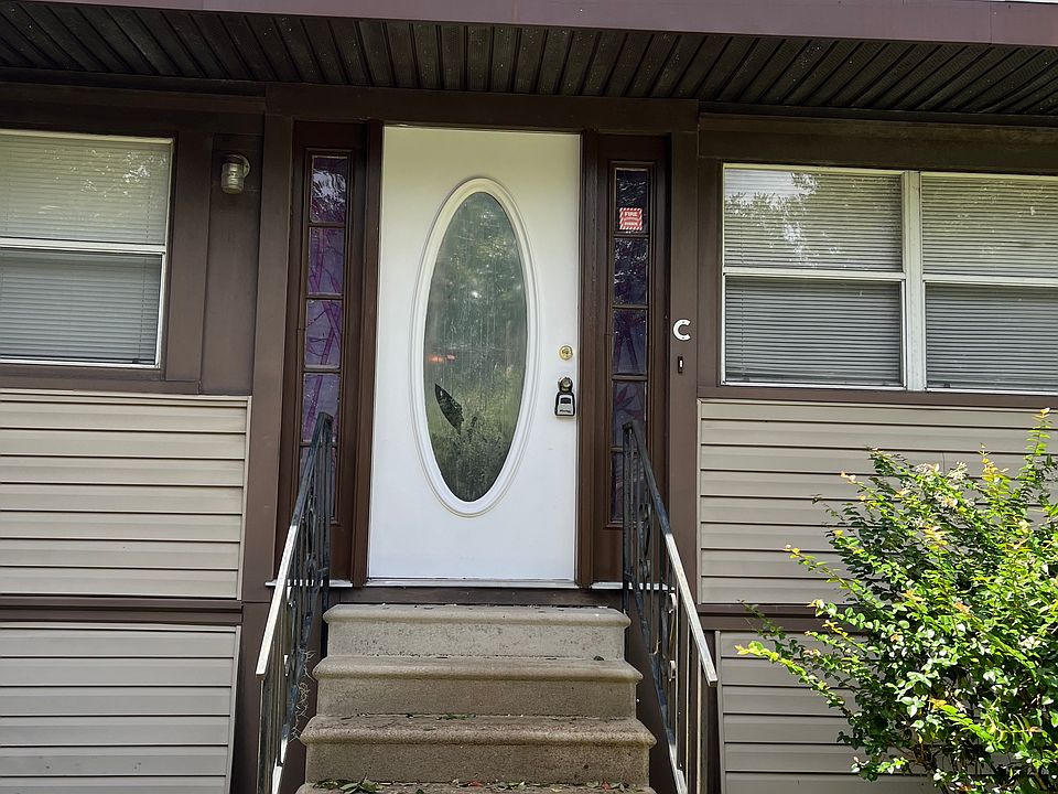 1st image of 1224 E Jackson St APT C