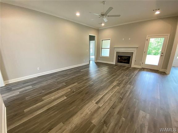 5th image of 1712 Sweetgum Cir #40