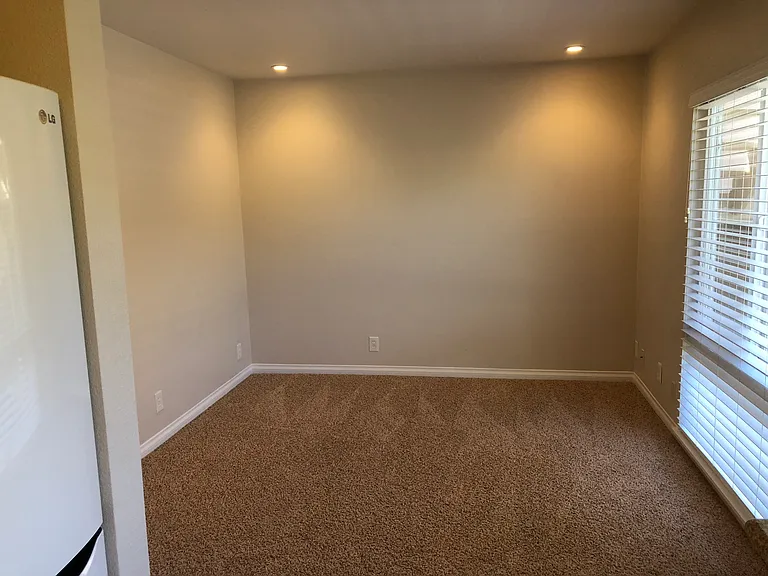 2755 Pierpont Blvd #2755 — Photo 6