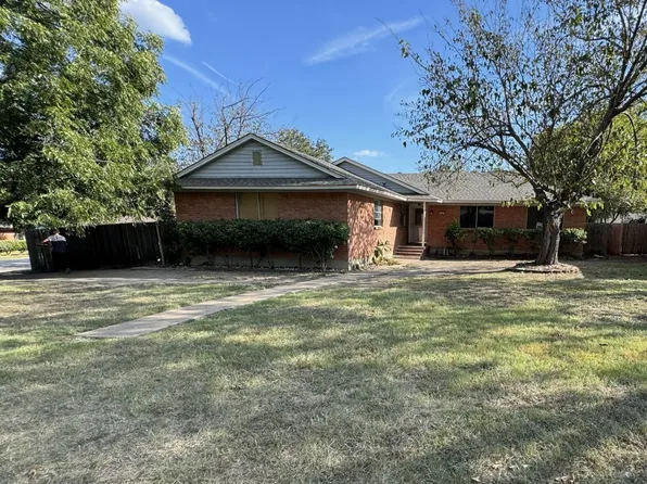 302 Linkcrest Dr, Duncanville, TX 75137