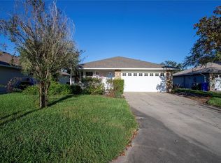 1532 LAKE VILLA DRIVE, TAVARES, FL 32778