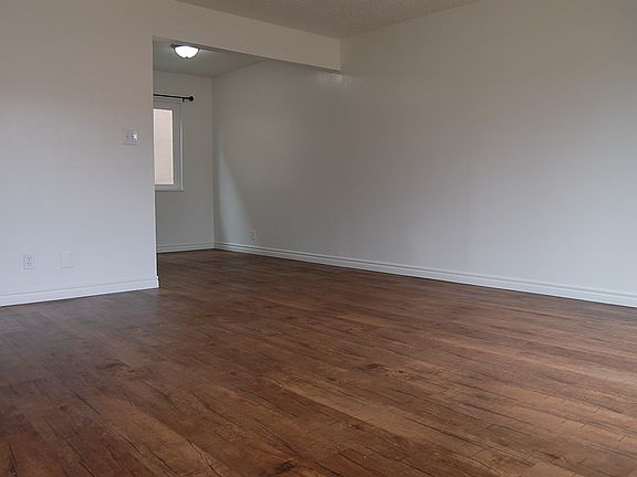 3rd image of 2214 College Ave APT 3