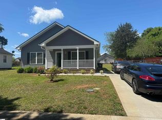211 Whitney St, Slater, SC 29683