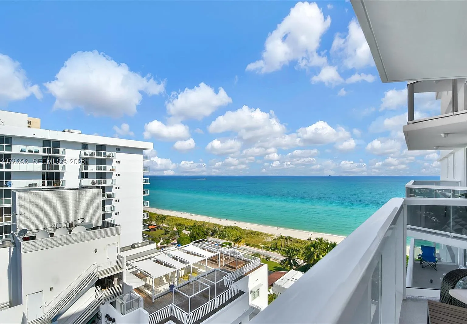 The Riviera Condo — Photo 3