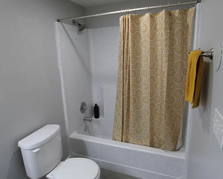 6320 S 72nd St #307 — Photo 9