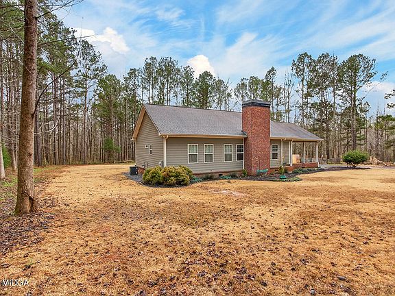 4th image of 1553 S Walkers Mill Rd