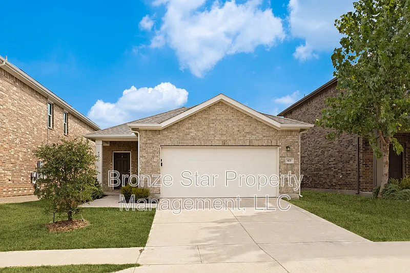 421 Covington Cv