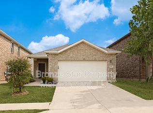421 Covington Cv, Princeton, TX 75407