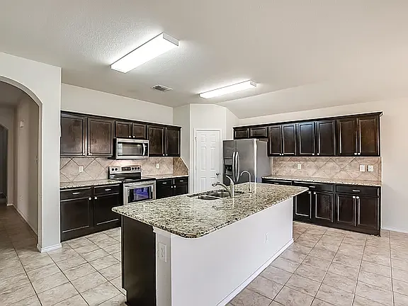 5407 Two Brothers Ln — Photo 11