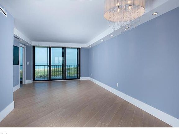 4th image of 380 Seaview Ct APT 202
