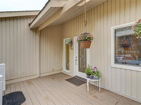 3rd image of 285 Moss Creek Dr