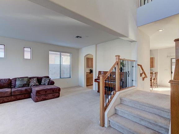 5th image of 43433 W Lindgren Dr