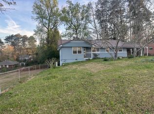 2742 Forest Ridge Dr, Macon, GA 31204