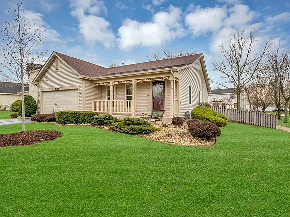 2nd image of 2769 Yosemite Dr