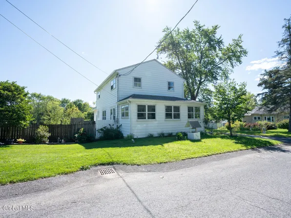 350 Stanford Avenue, Schenectady, NY 12304