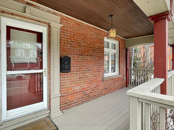 2nd image of 128 Annette St
