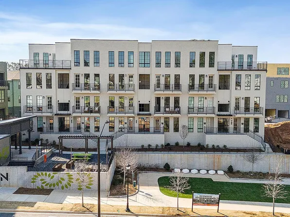 1289 Longreen Ter NW Unit 9, Atlanta, GA 30318