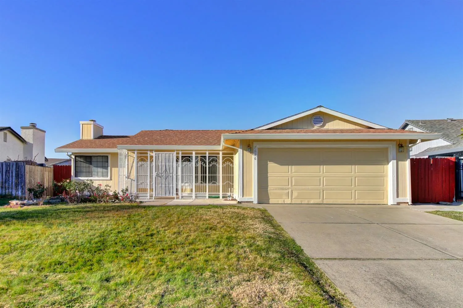 7646 Mandy Dr photo 1