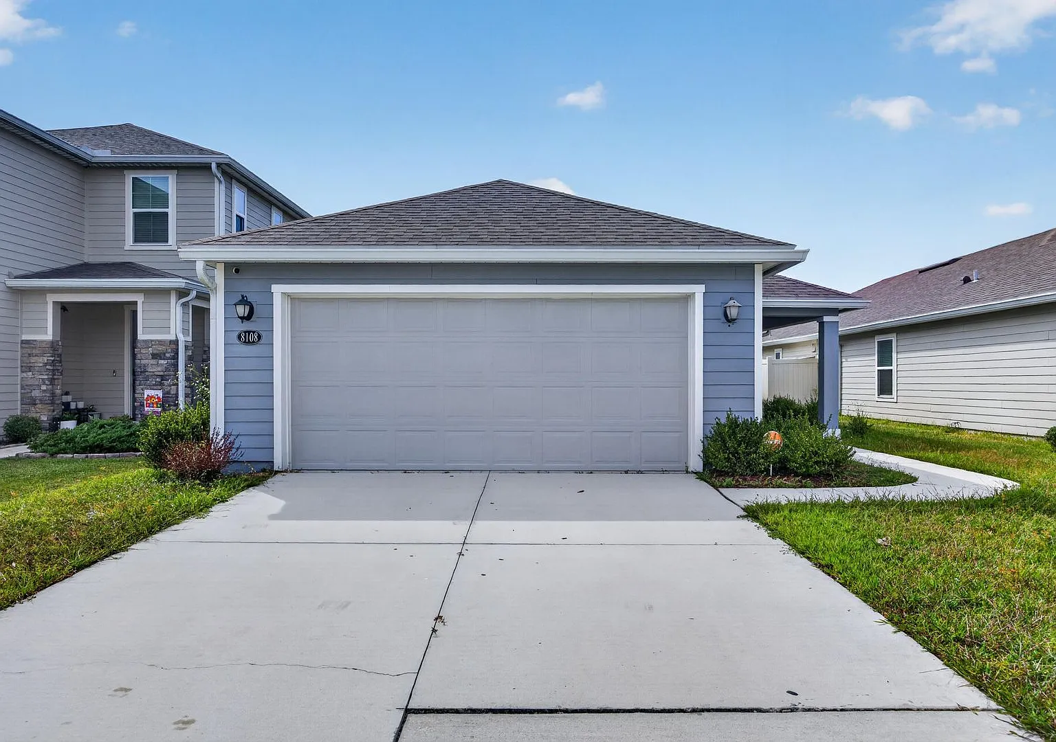 Super Clean Home in Oakleaf — Photo 1