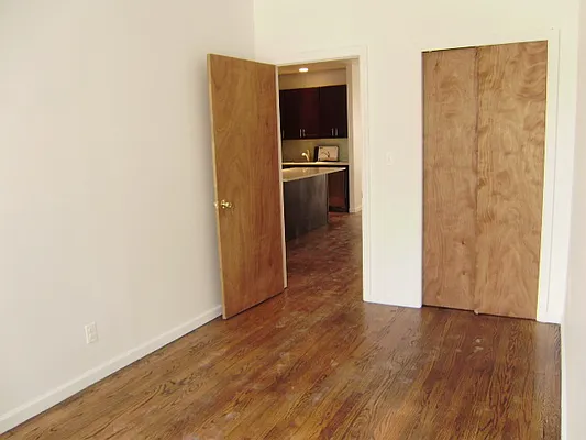 Rented by Mauro Bros Real Estate Services LLC | media 35