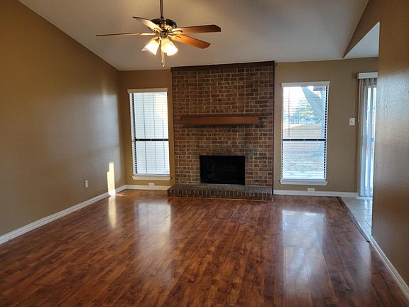 2nd image of 1514 Lavendale Ln