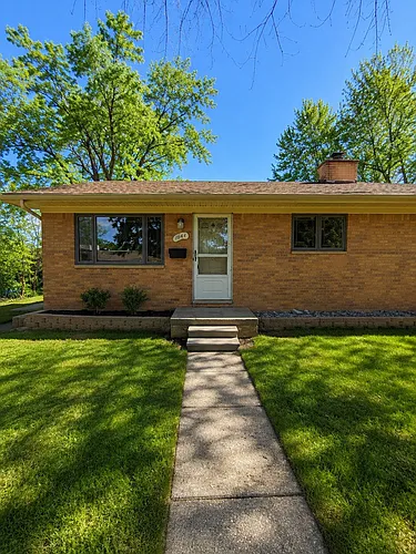 1641 Fairview Ave Photo 1