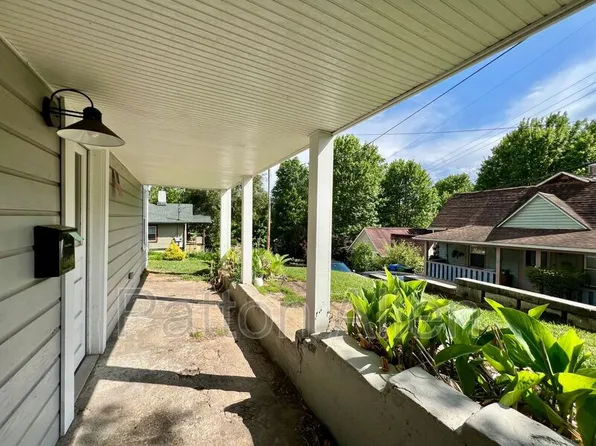 20 Rector St #20A, Asheville, NC 28801