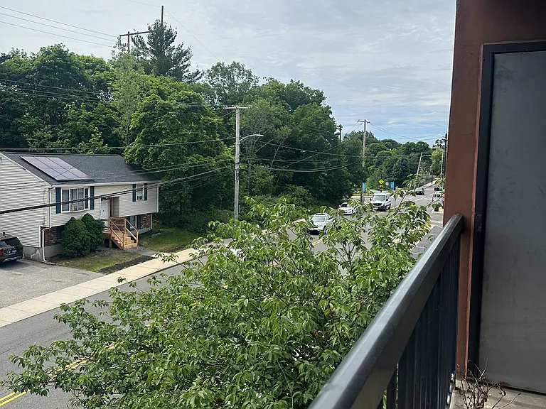 292 Salem St #201 — Photo 20
