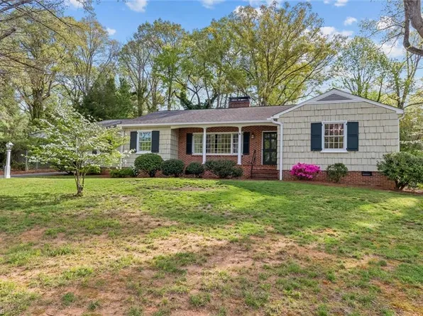 737 Hertford Rd, Winston Salem, NC 27104