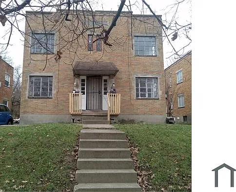 2241 Emerson Ave — Photo 1