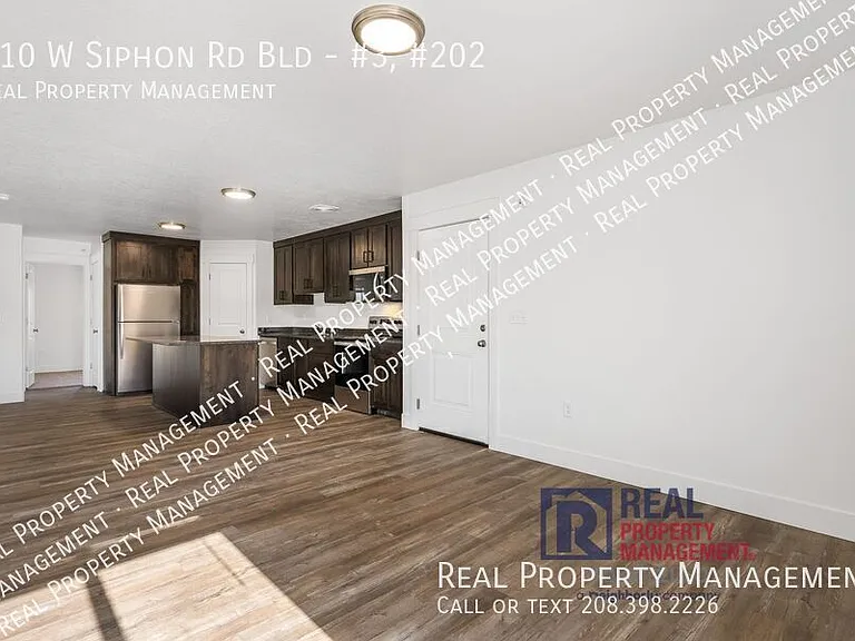 110 W Siphon Rd #BLD-202 — Photo 6