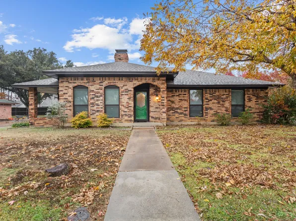 2309 E Windsor Dr, Denton, TX 76209