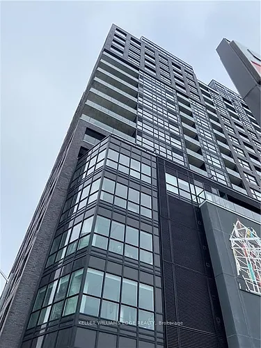 1 Victoria St S Photo 1