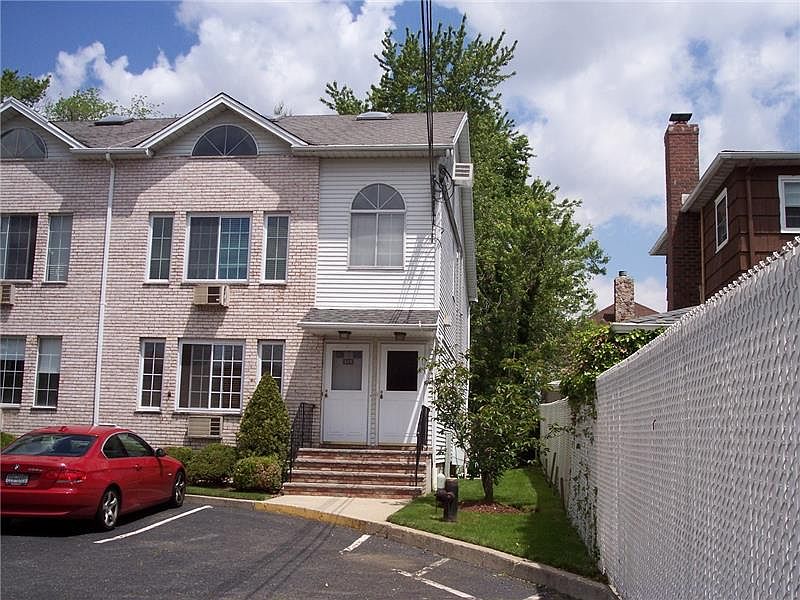 1st image of 5 Yafa Ct #B