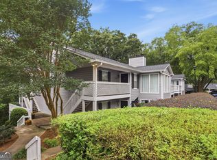 1201 Vicksburg Pl, Sandy Springs, GA 30350