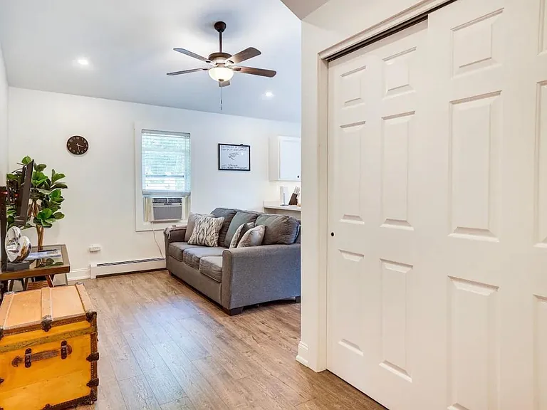 37 Pinecrest Dr #A — Photo 9