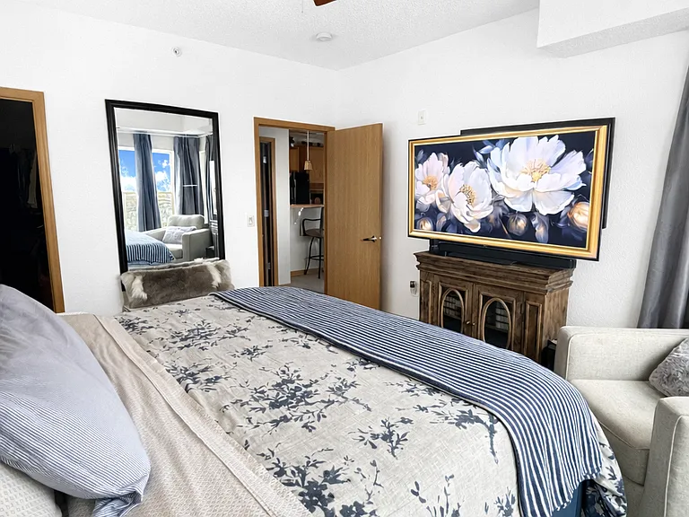 2929 21st Ave S #407 — Photo 9