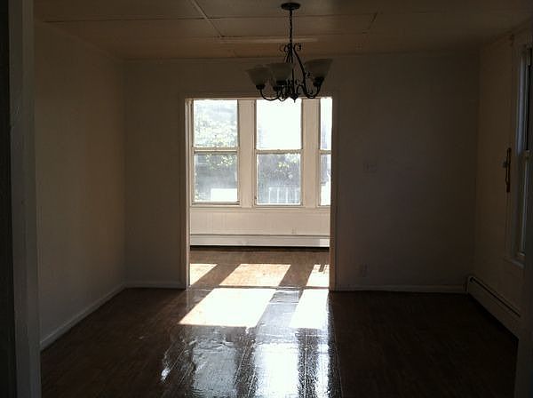 1st image of 2271 E 24th St