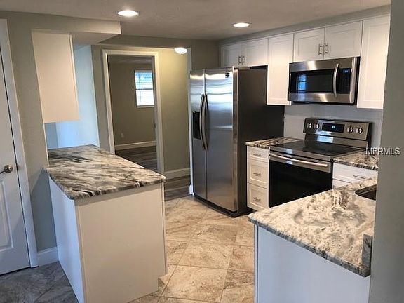 3rd image of 3512 Cincinnati Dr
